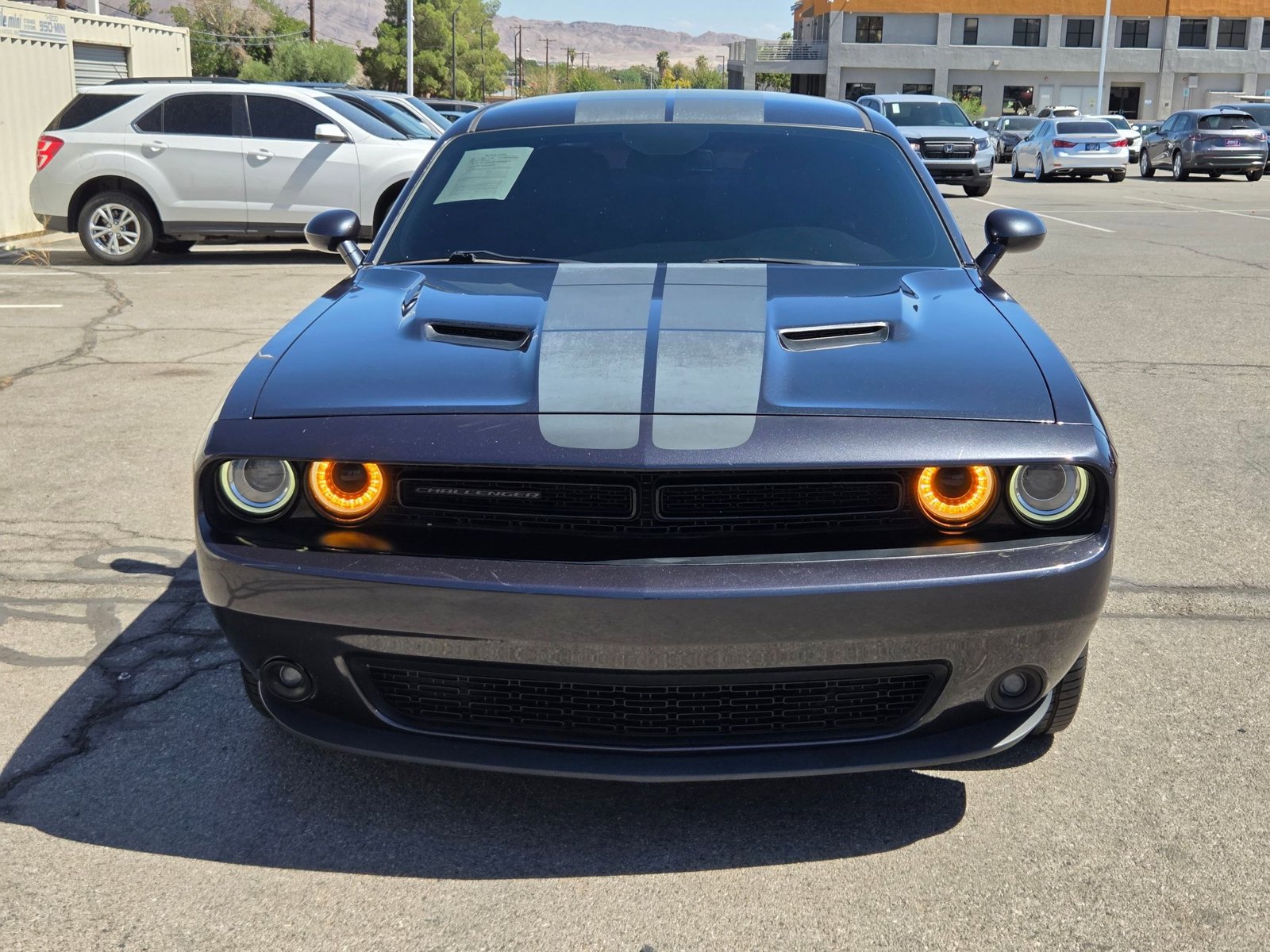 2017 Dodge Challenger SXT photo 2