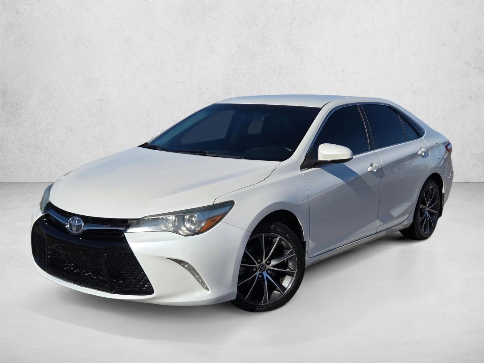 2016 Toyota Camry XSE