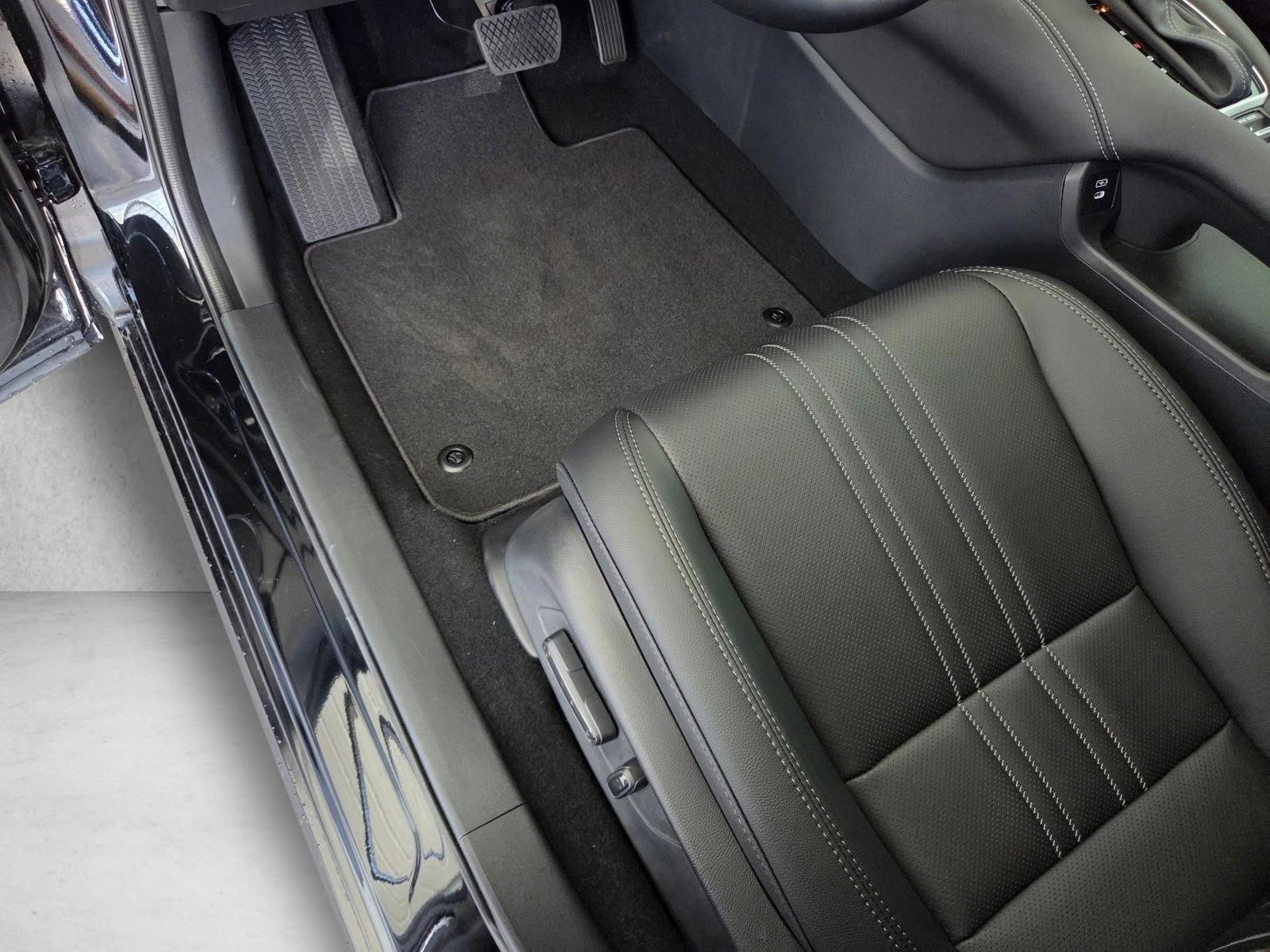 2026 Honda HR-V EX-L photo 4