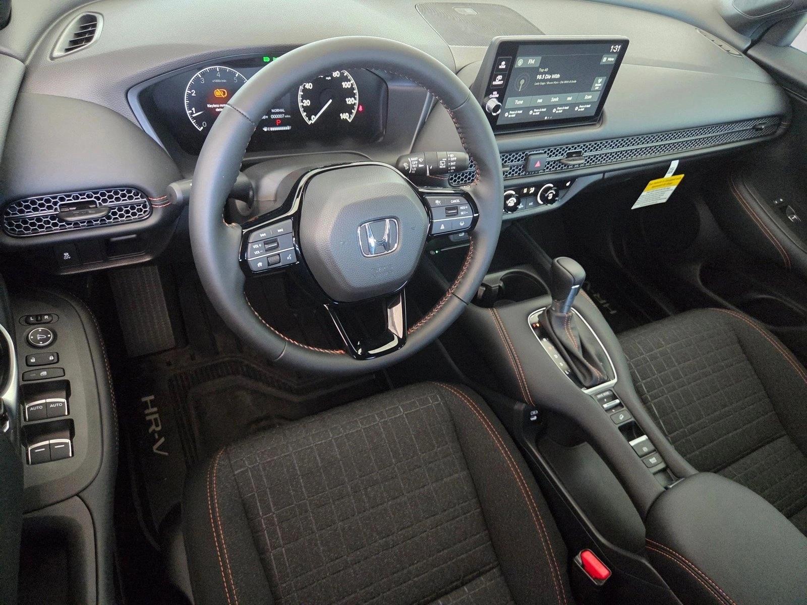 2026 Honda HR-V Sport photo 3