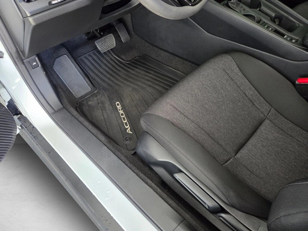 New 2025 Honda Accord LX Sedan