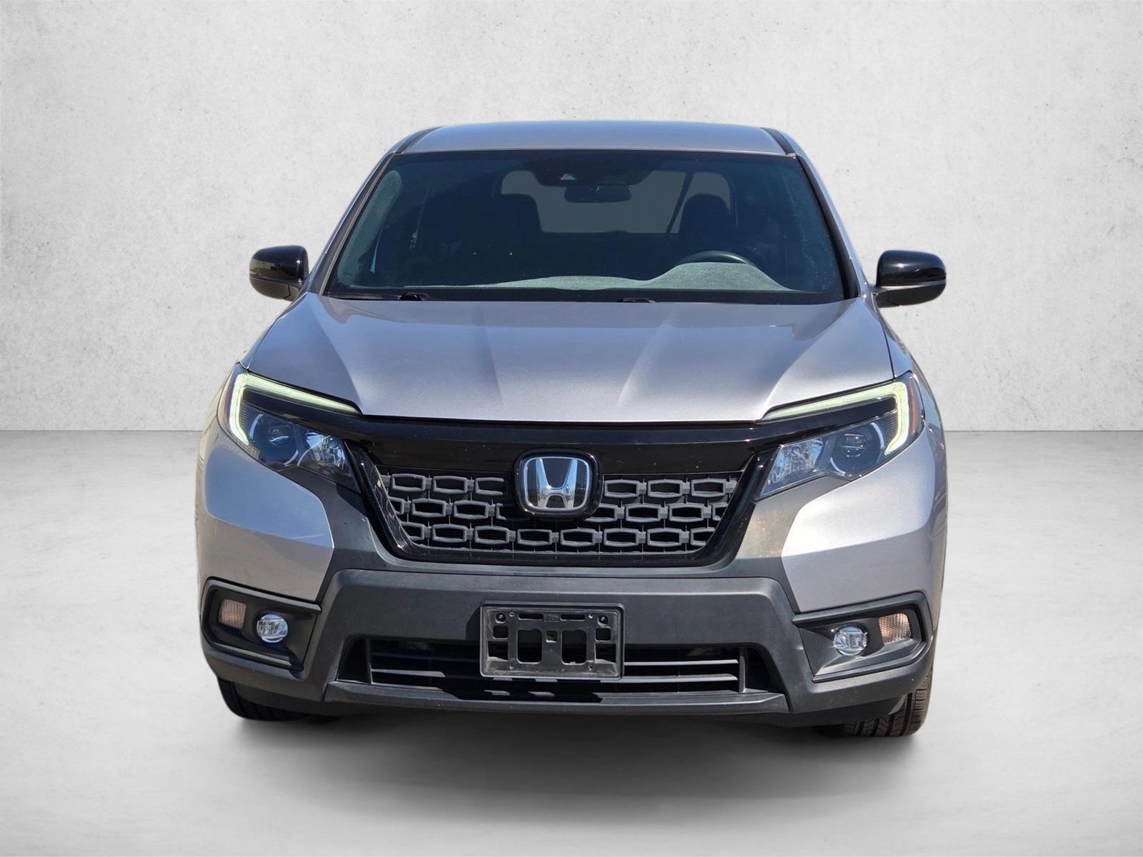2021 Honda Passport Sport photo 2