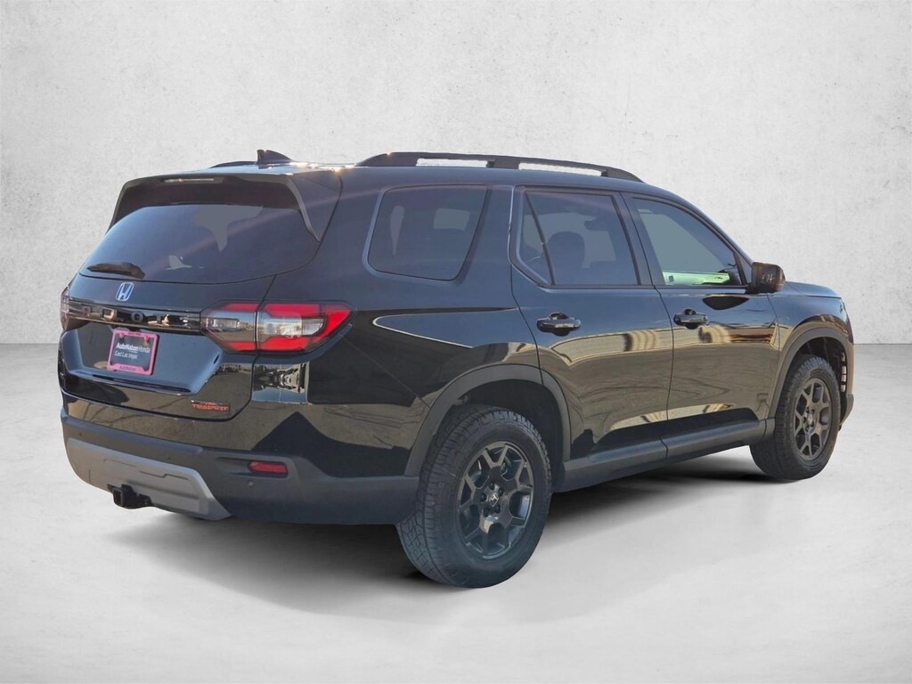 New 2025 Honda Pilot TrailSport SUV