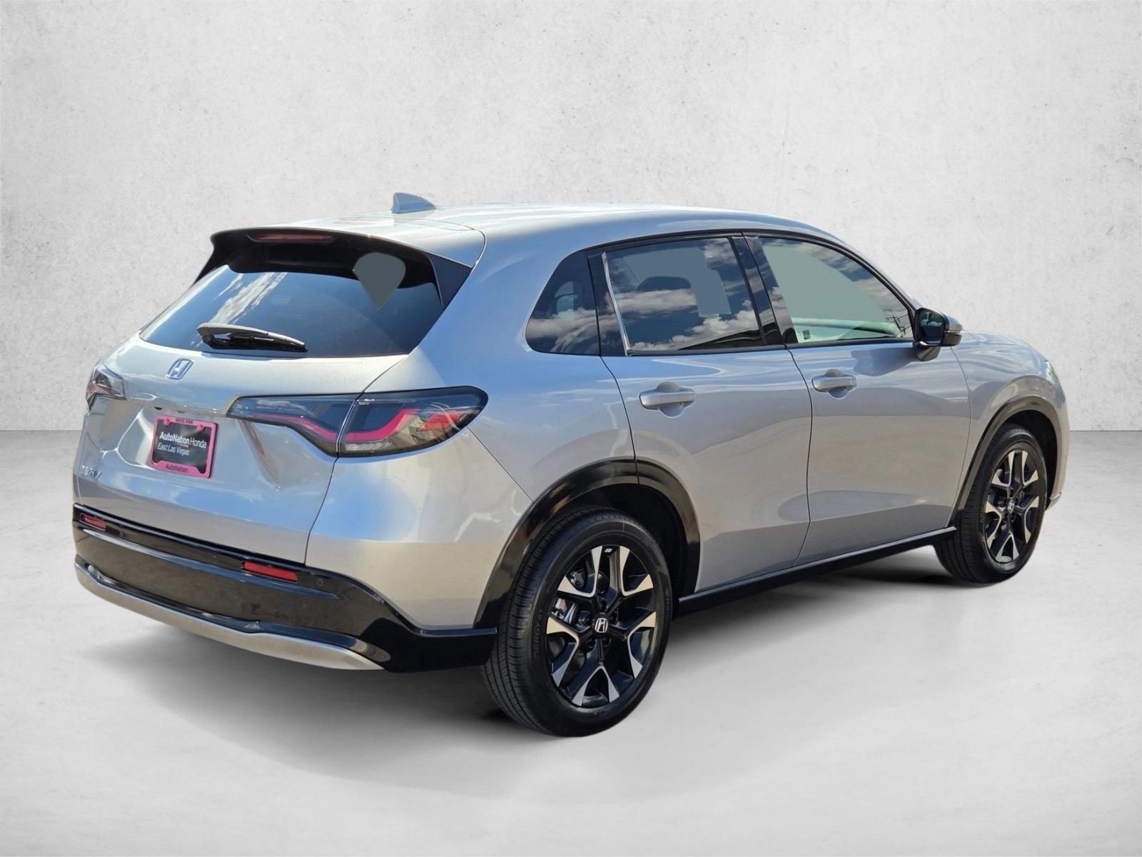 2026 Honda HR-V EX-L photo 2