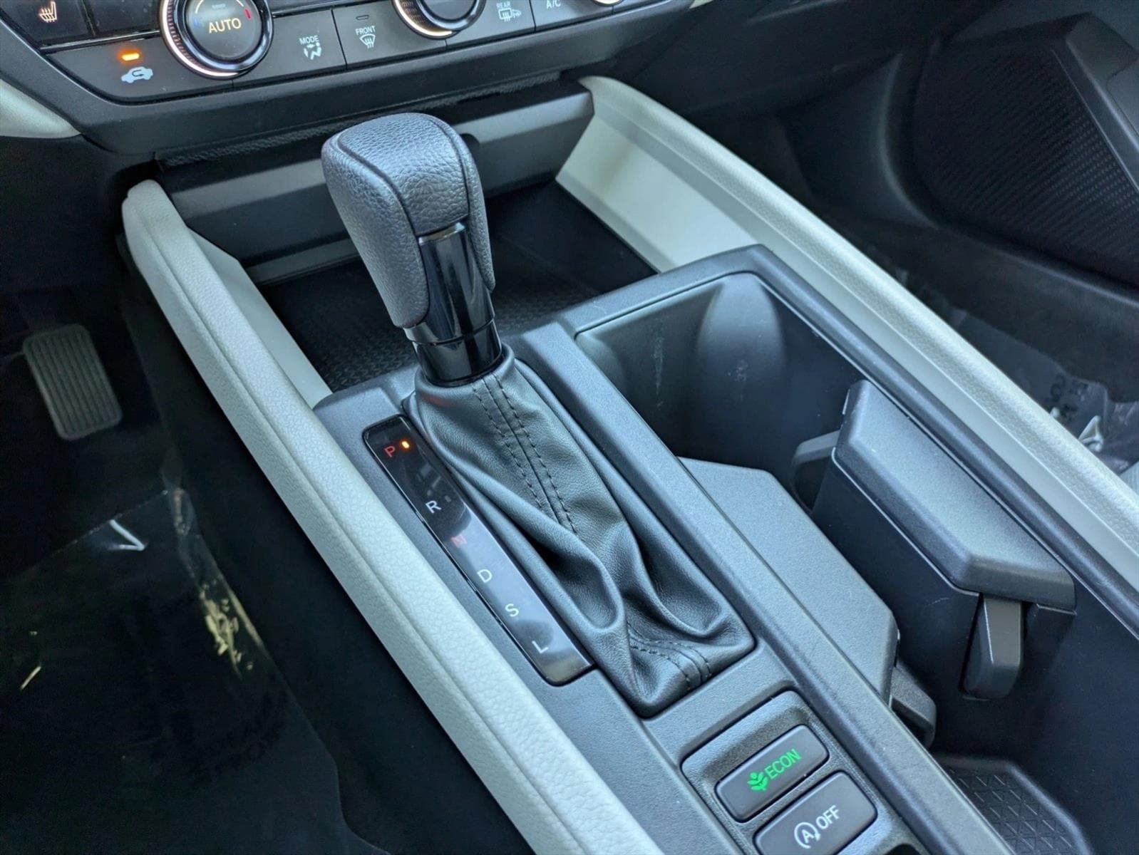 2024 Honda Accord EX - Photo 12
