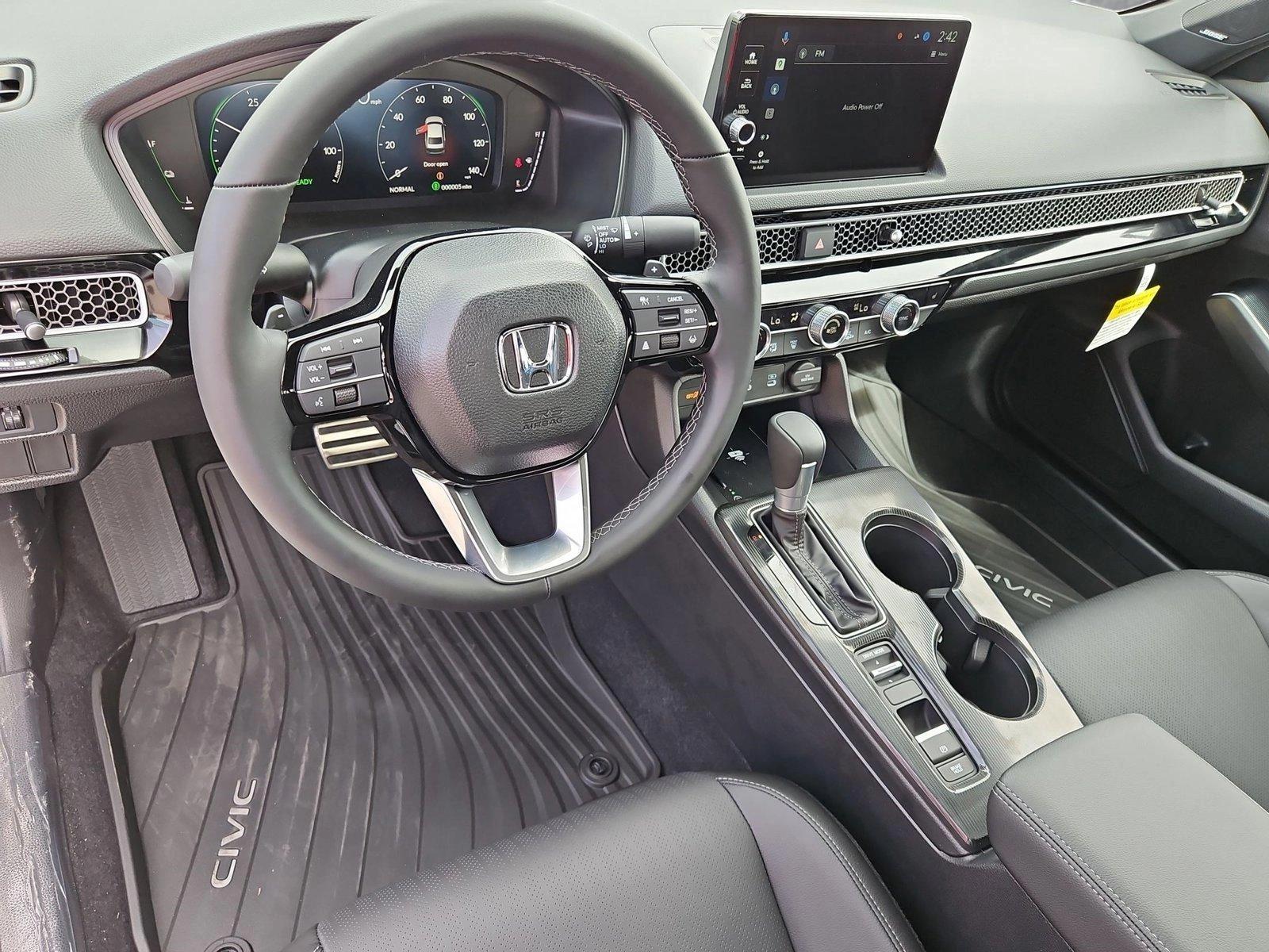 2025 Honda Civic Hybrid Sport Touring photo 3