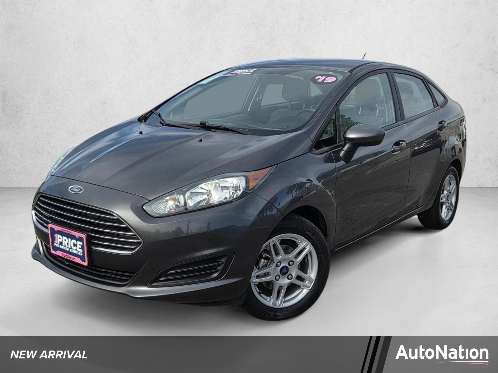2019 Ford Fiesta SE Sedan's photo