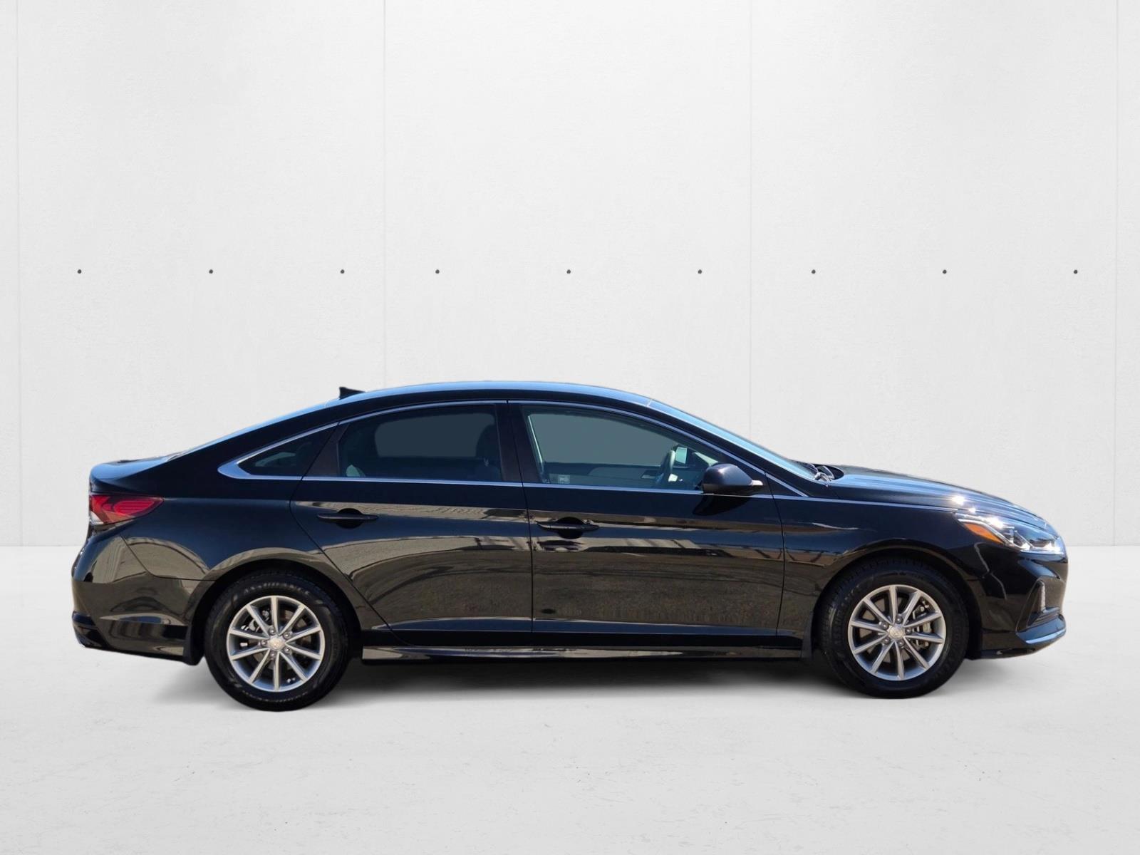 2019 Hyundai Sonata Eco SE photo 4