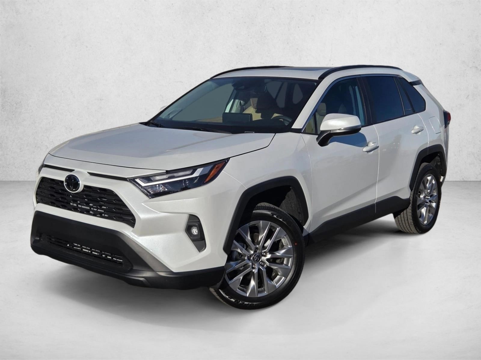 2025 Toyota RAV4 XLE Premium's photo