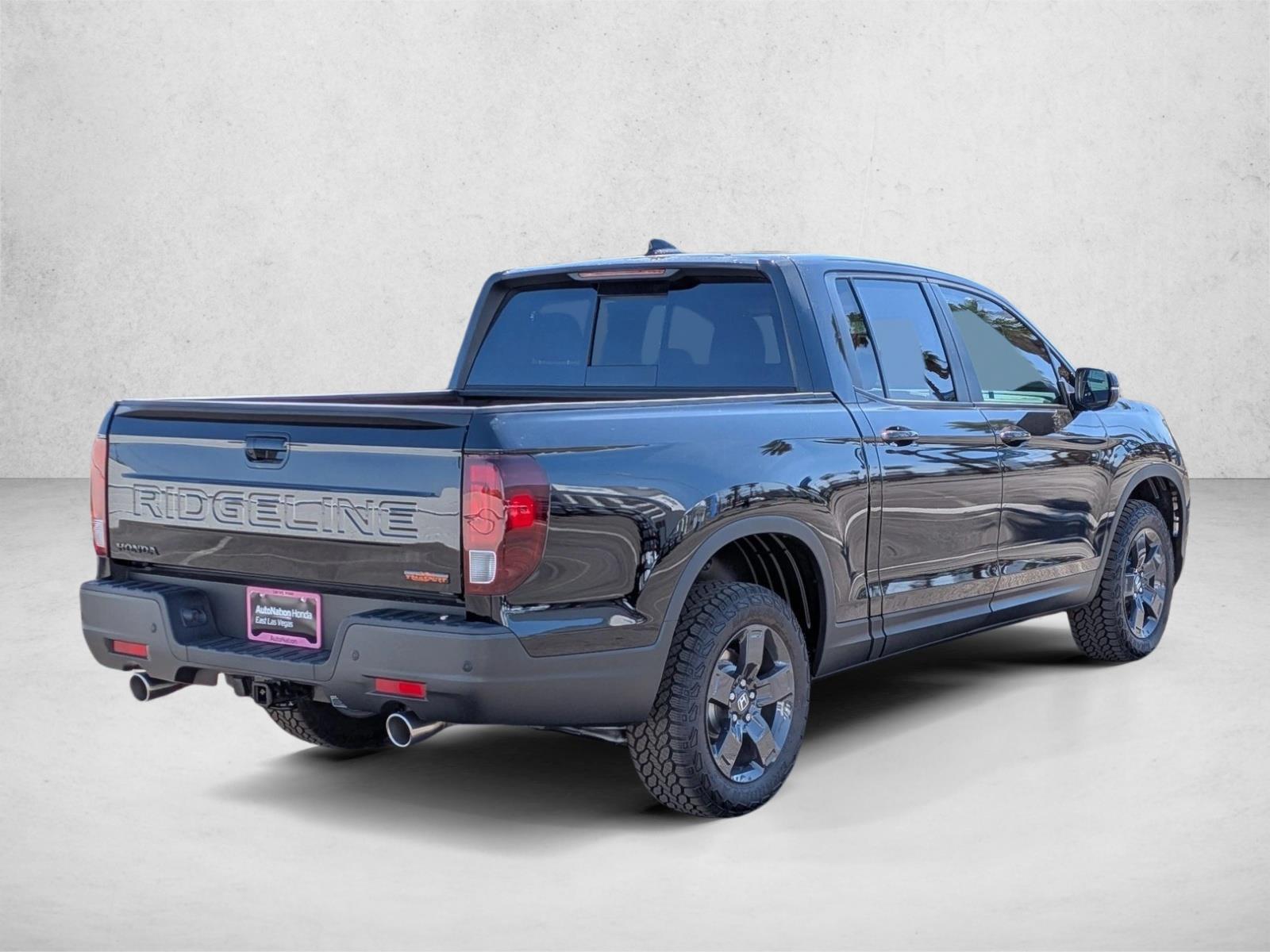 2026 Honda Ridgeline TrailSport - Photo 2