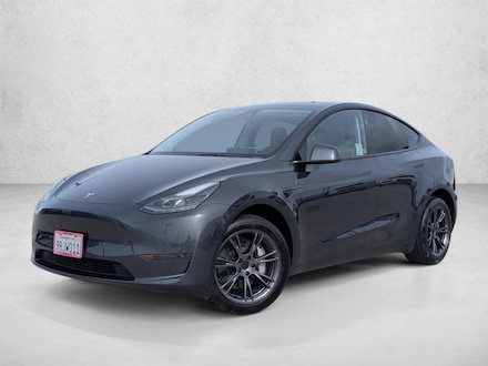 2025 Tesla Model Y Long Range SUV