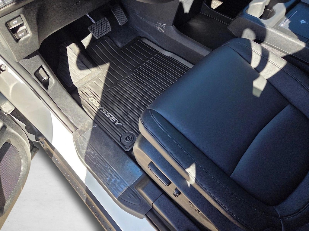 New 2026 Honda Odyssey EX-L Van Passenger