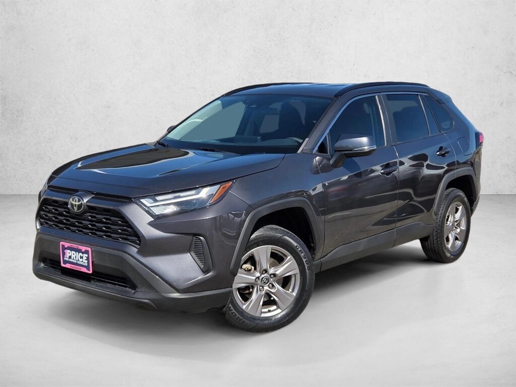 Used 2022 Toyota RAV4 XLE SUV