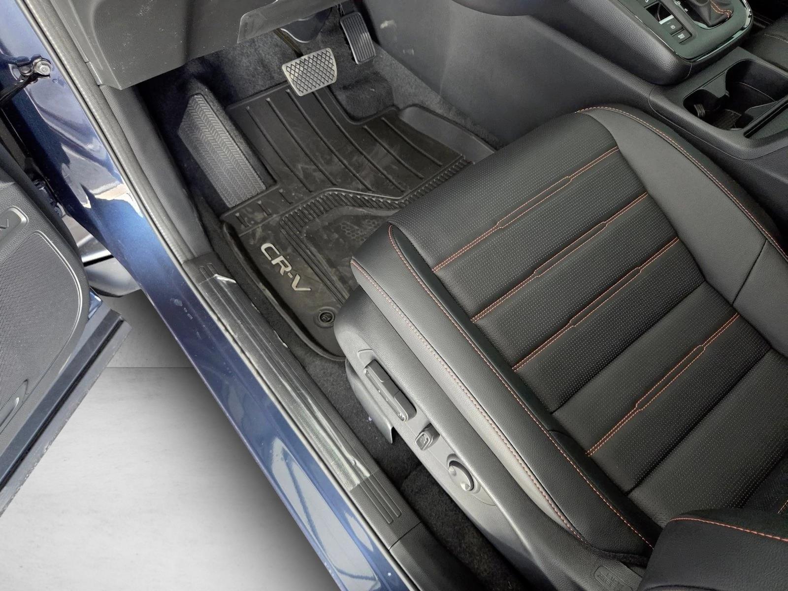 2026 Honda CR-V Hybrid Sport-L photo 4