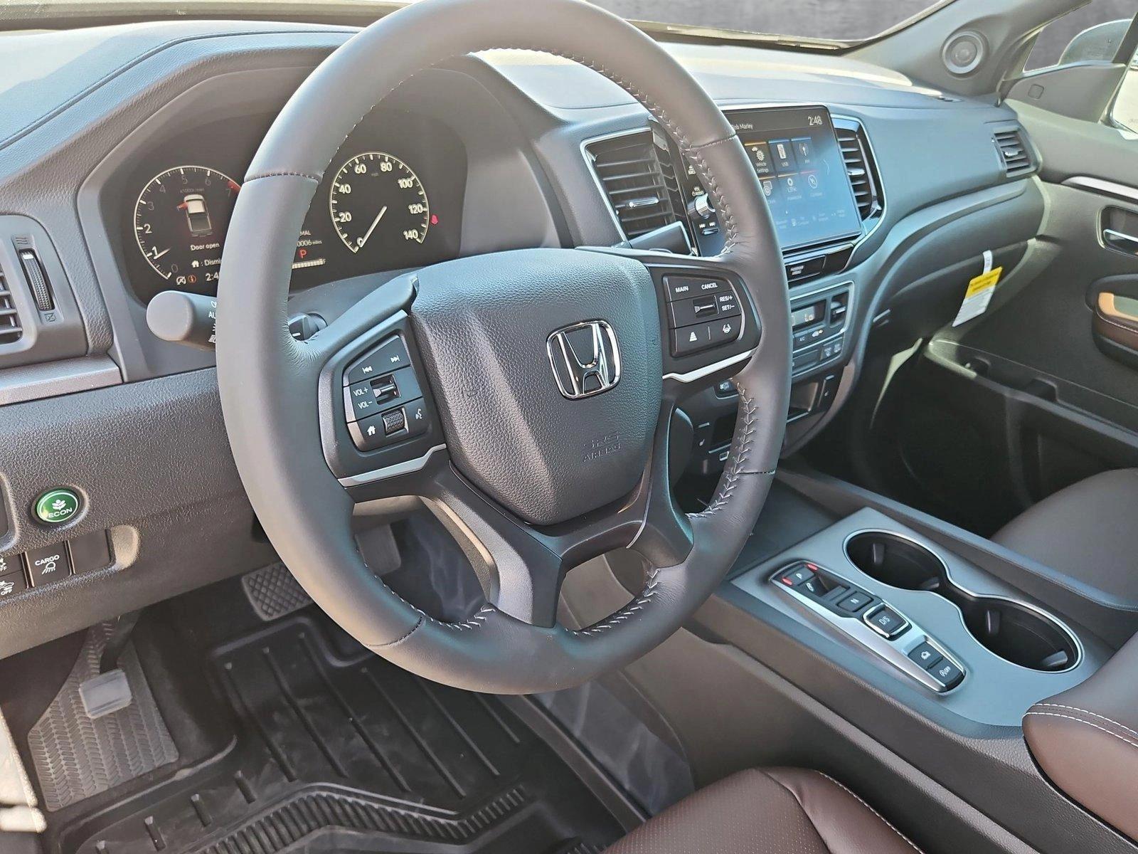 2025 Honda Ridgeline RTL photo 3