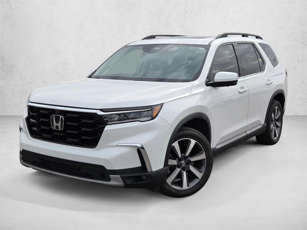 Used 2024 Honda Pilot Elite SUV