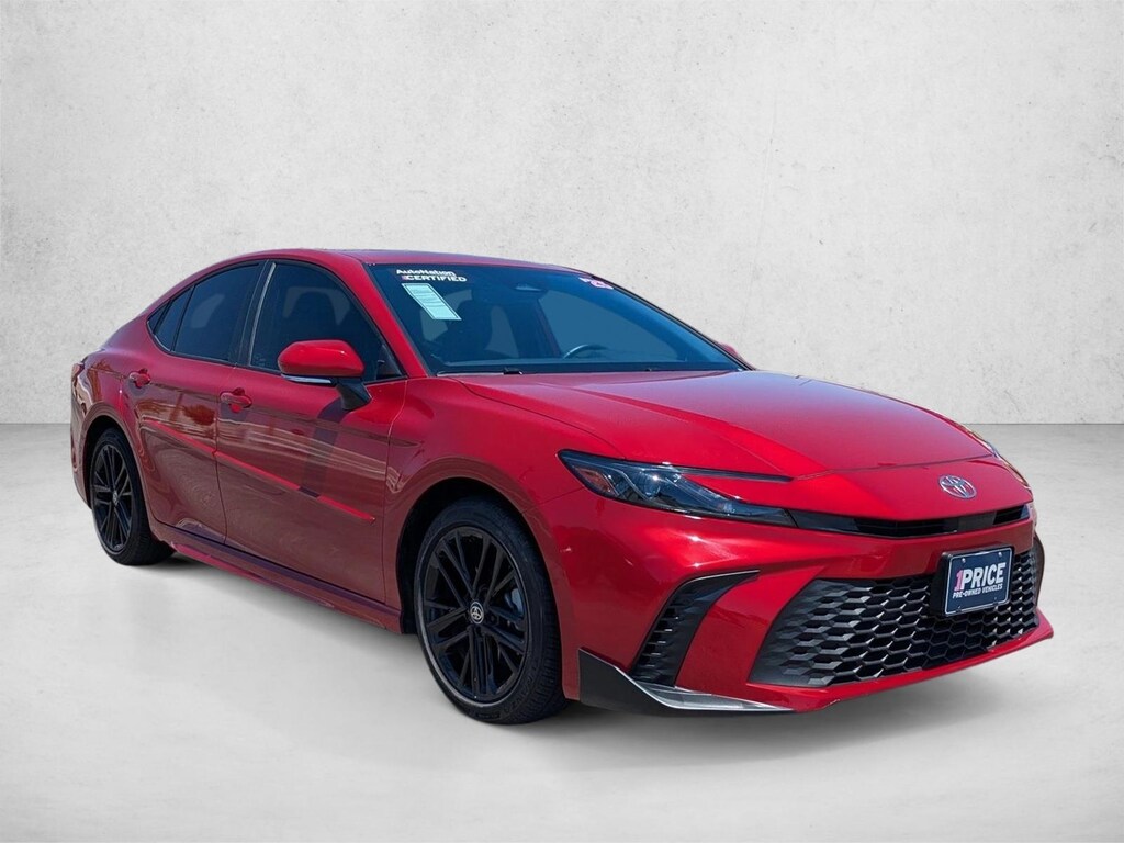Used 2025 Toyota Camry SE Sedan