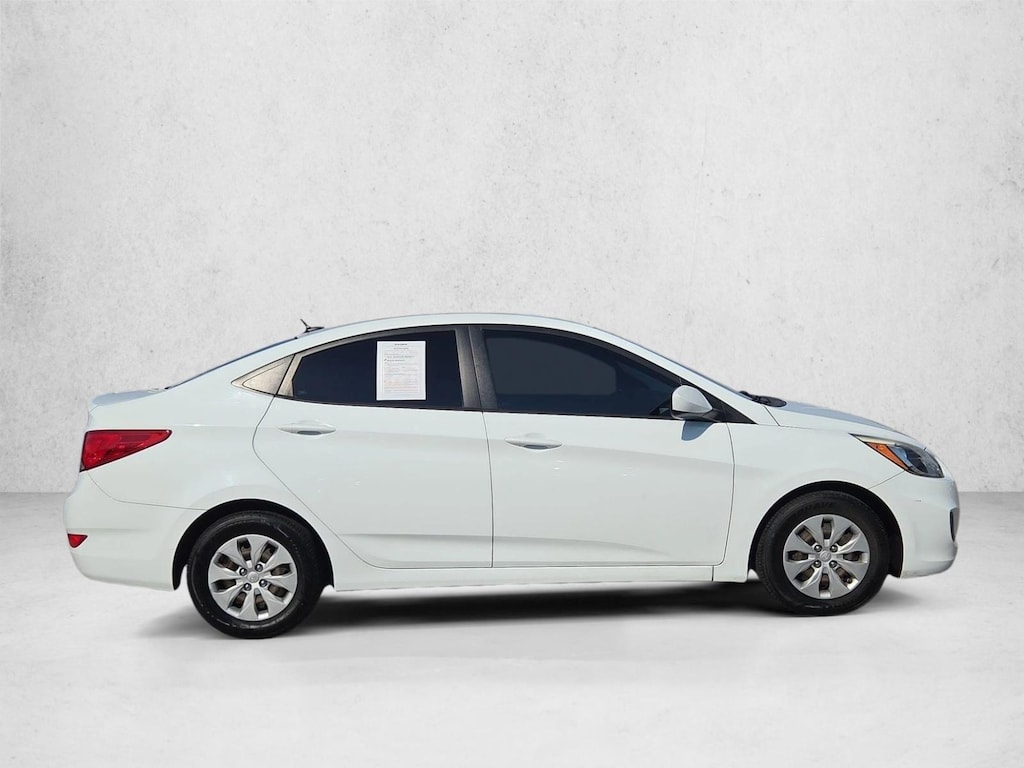 Used 2016 Hyundai Accent SE Sedan