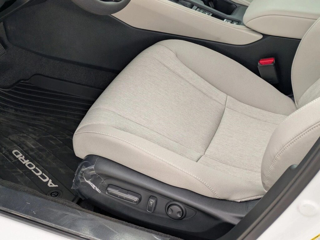 New 2025 Honda Accord SE Sedan