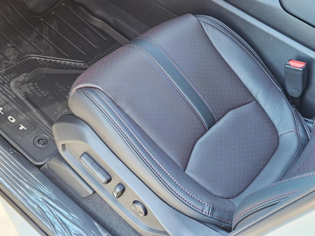 New 2025 Honda Pilot Black Edition SUV