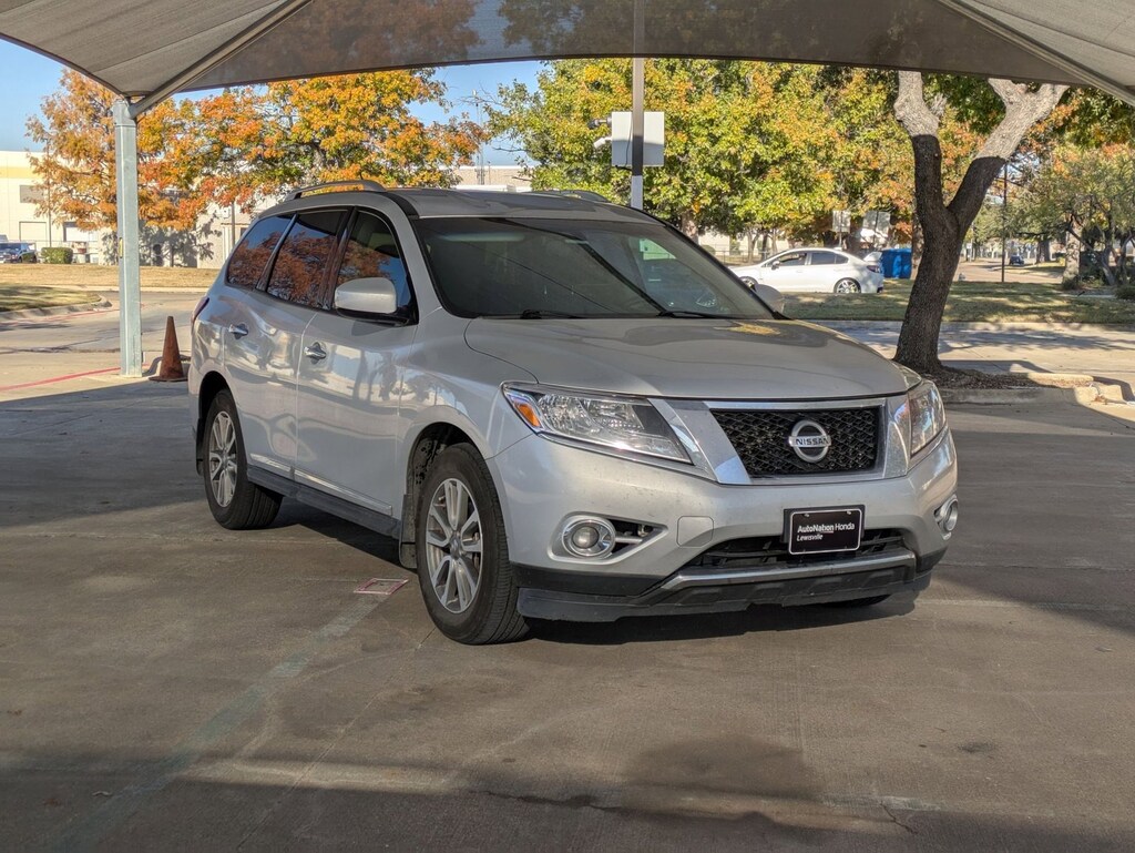Used 2015 Nissan Pathfinder SL SUV