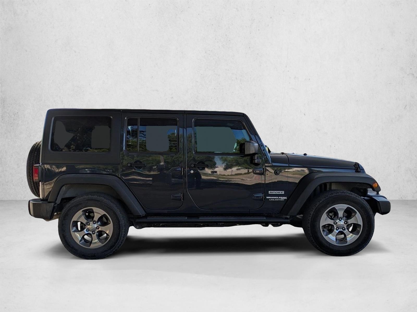 2018 Jeep Wrangler Unlimited Sport photo 4