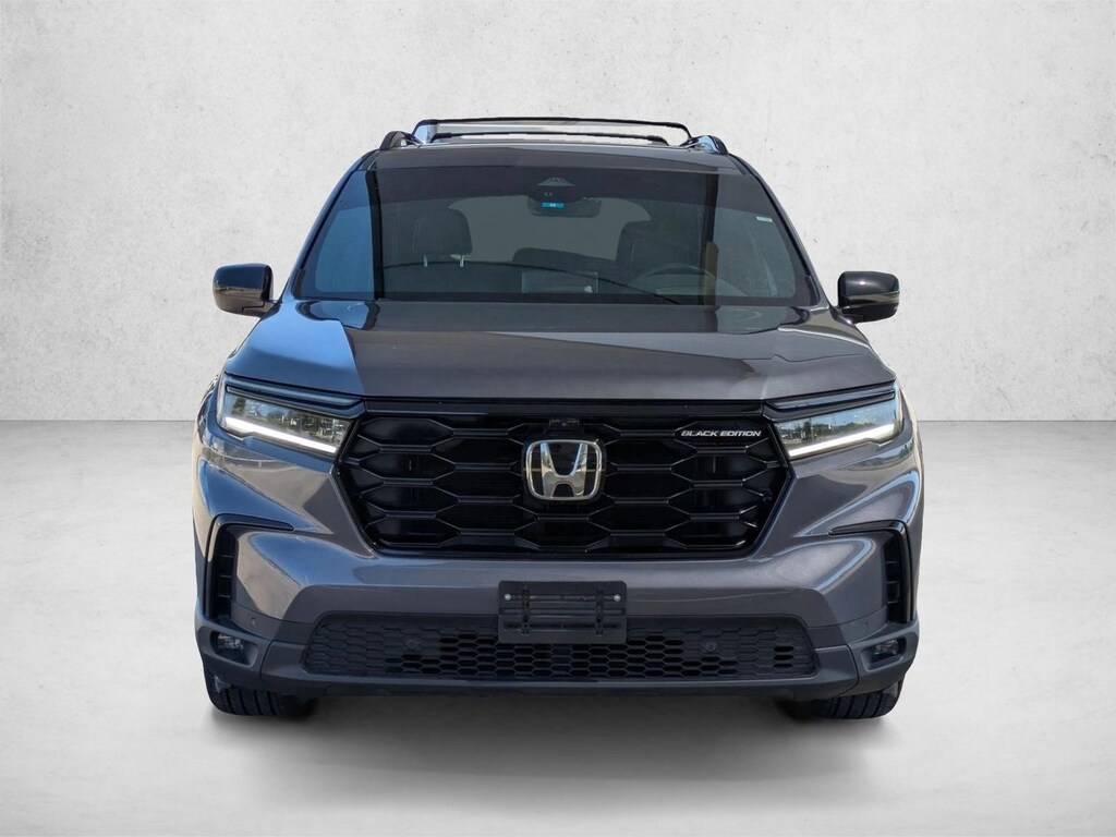 Used 2025 Honda Pilot Black Edition SUV