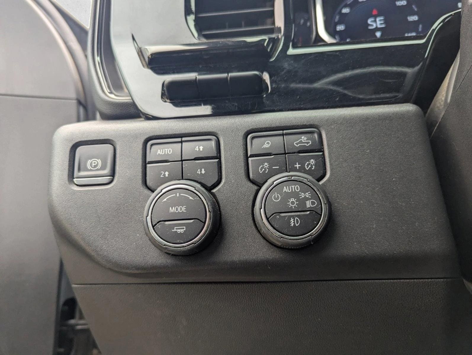 2024 Chevrolet Silverado 1500 ZR2 - Photo 14