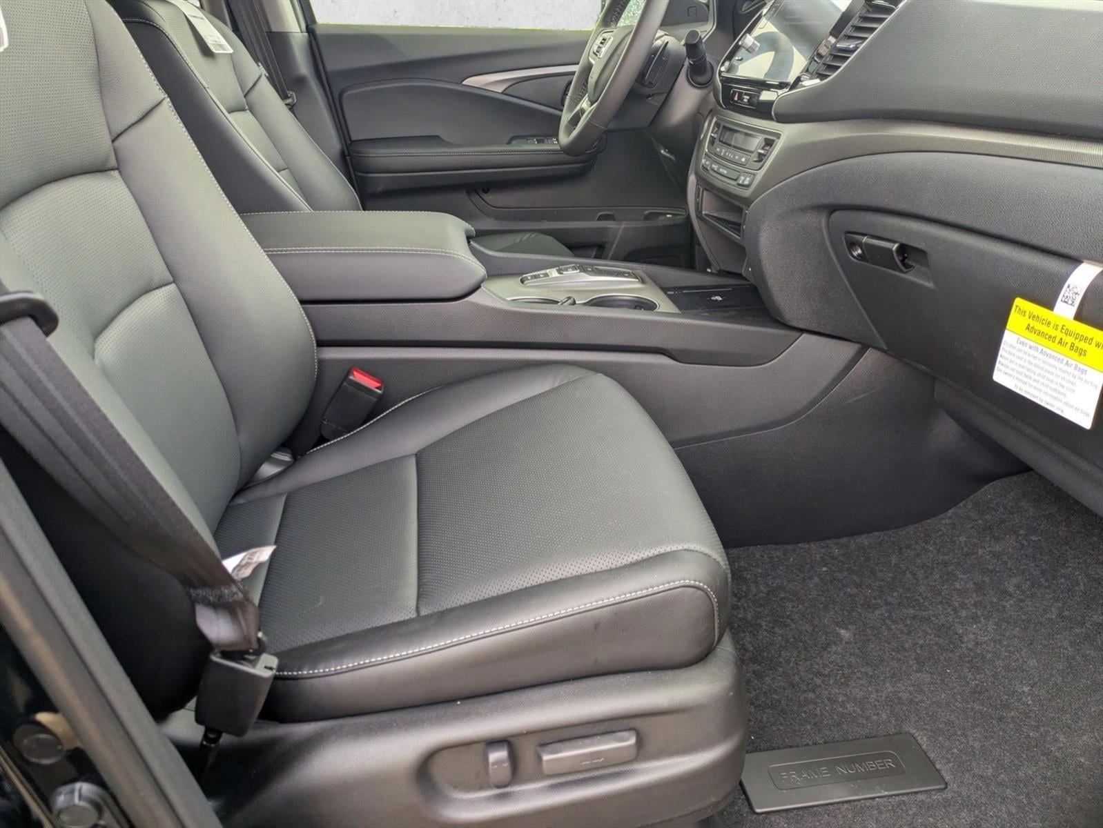 2025 Honda Ridgeline RTL - Photo 17