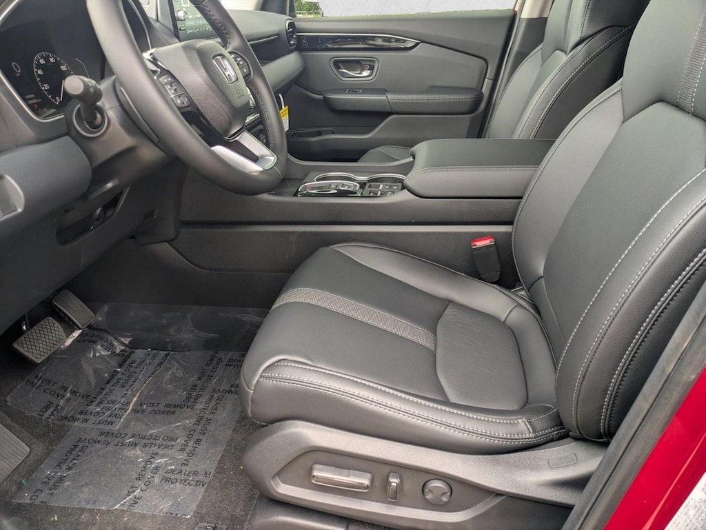 Certified 2025 Honda Pilot Touring SUV