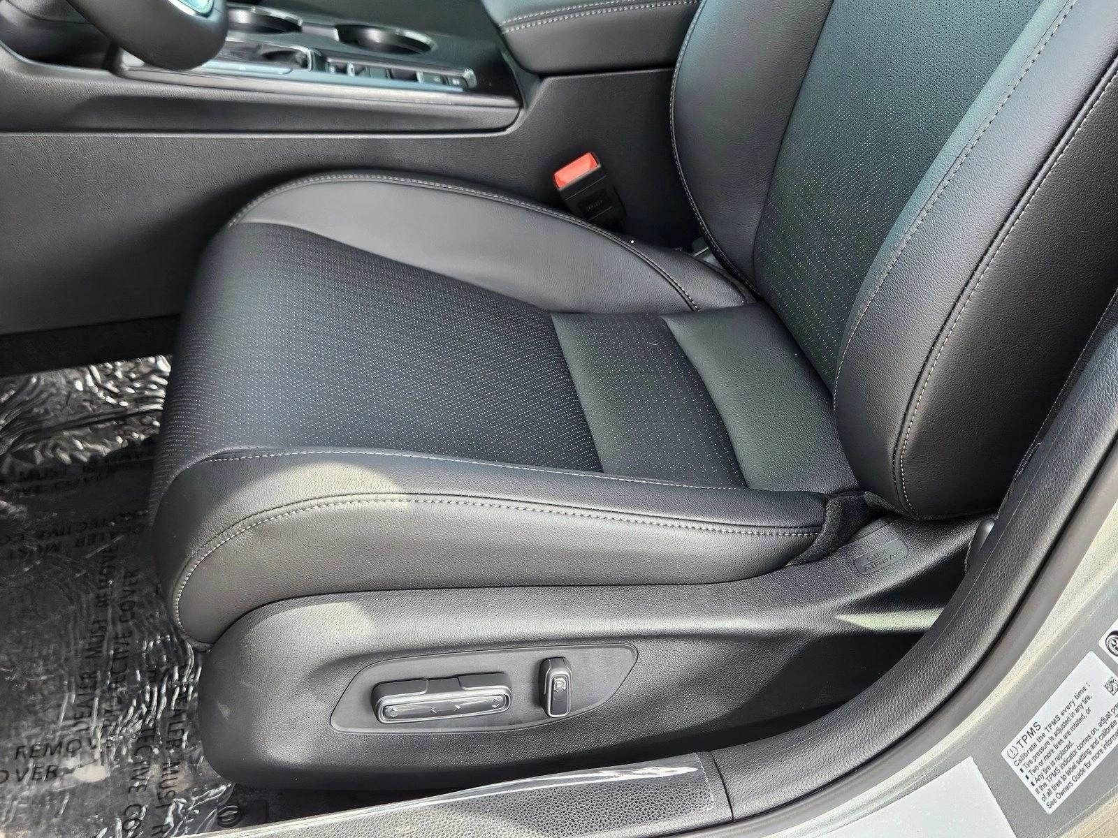 2026 Honda Civic Hybrid Sport Touring photo 4