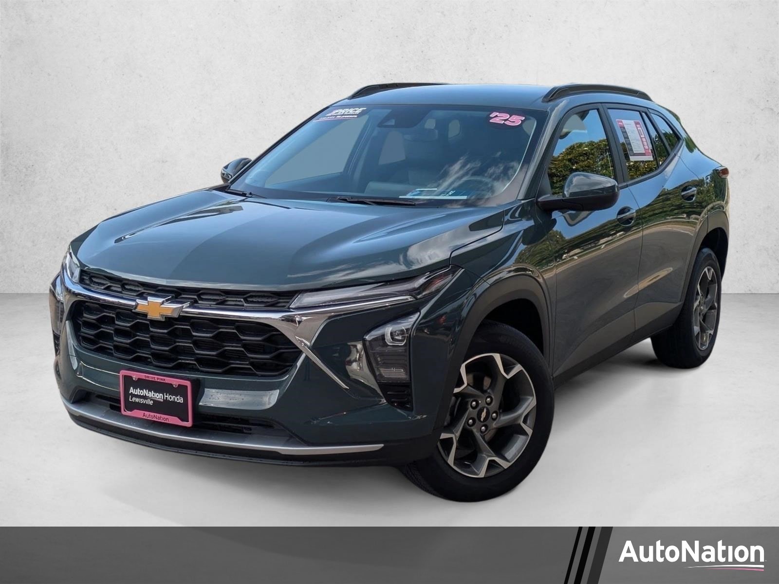 2025 Chevrolet Trax LT's photo