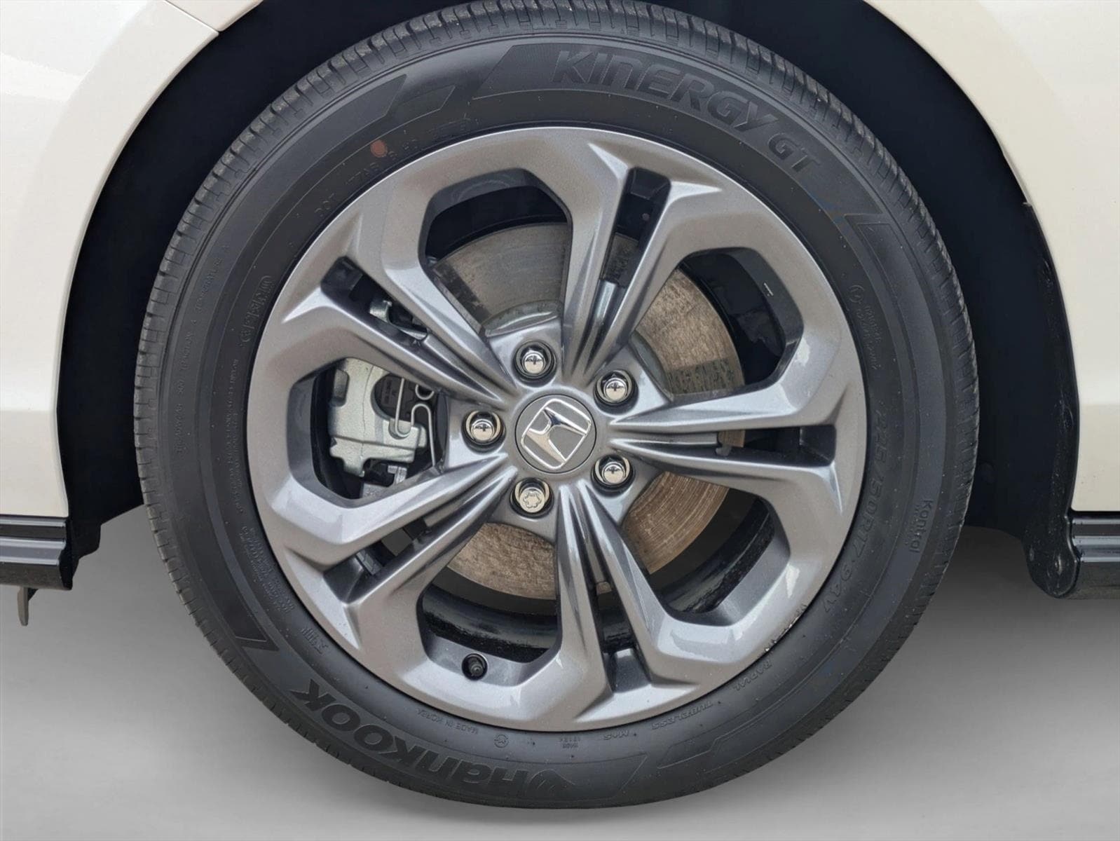 2025 Honda Accord Hybrid EX-L - Photo 23