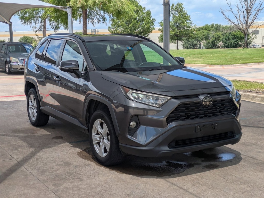 Used 2019 Toyota RAV4 XLE SUV