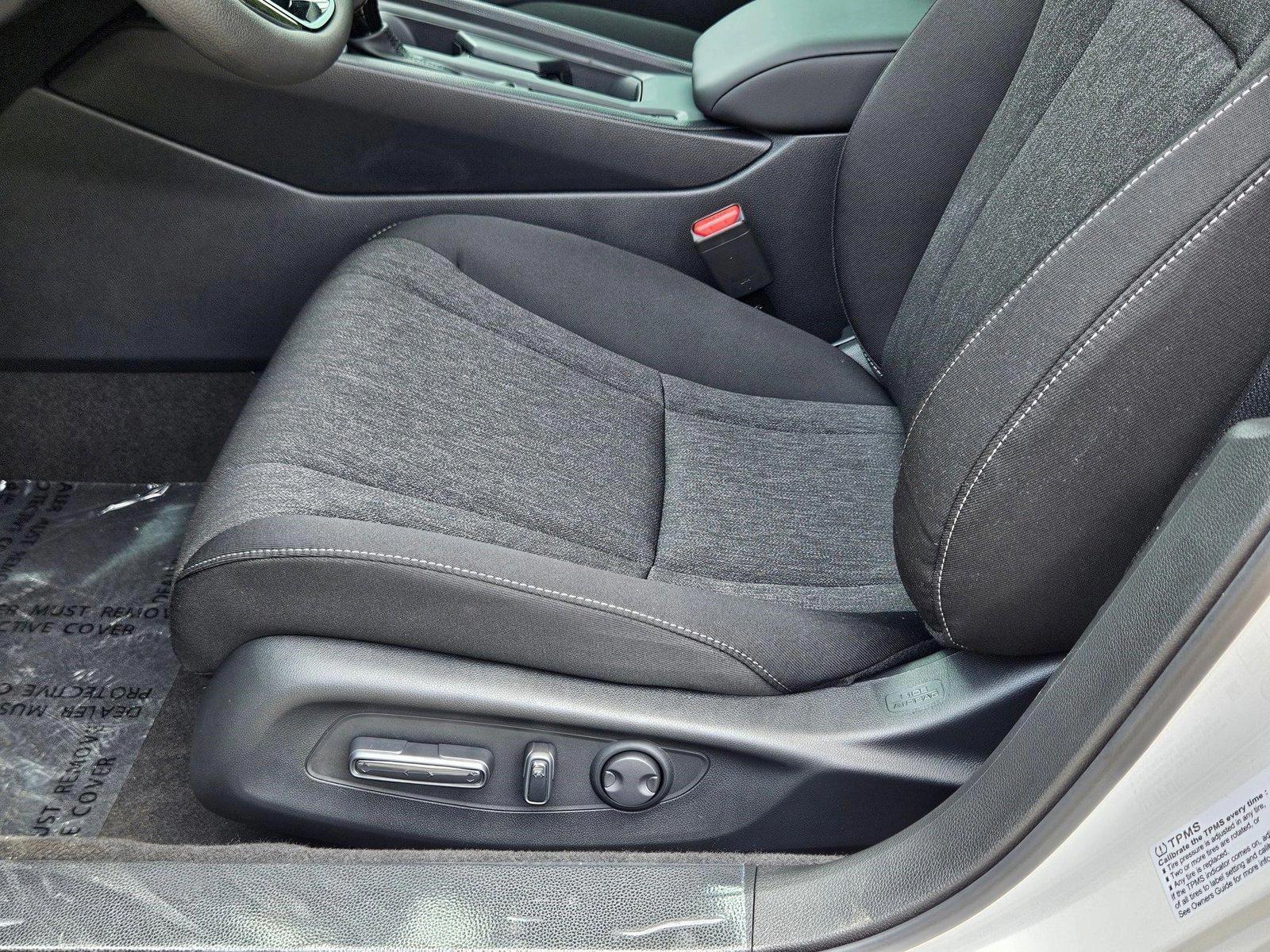 2025 Honda Accord SE - Photo 4