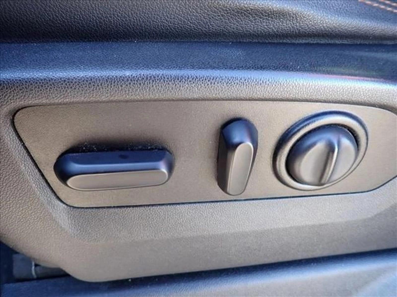 2021 GMC Sierra 1500 AT4 - Photo 10