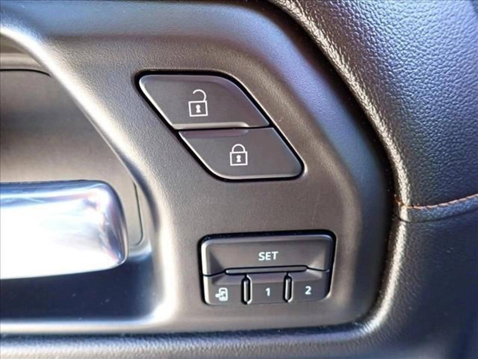 2021 GMC Sierra 1500 AT4 - Photo 12