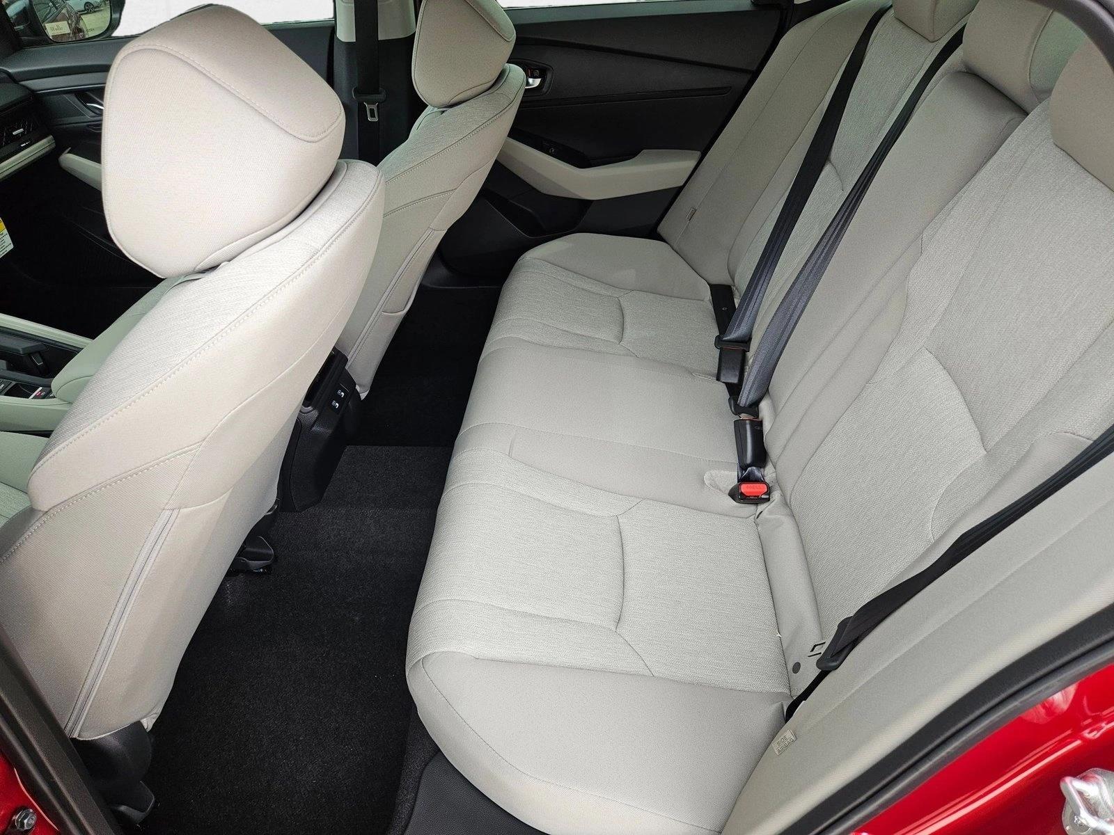 2025 Honda Accord SE - Photo 15
