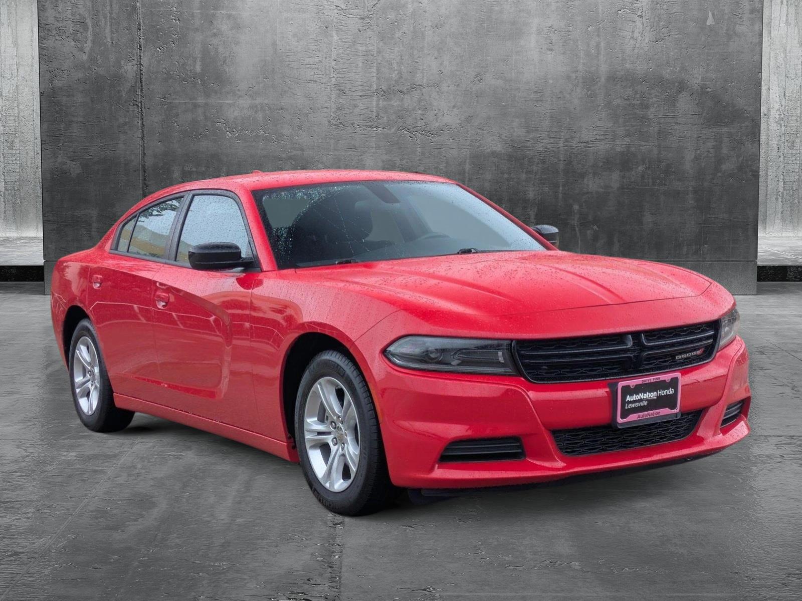 2023 Dodge Charger SXT photo 3