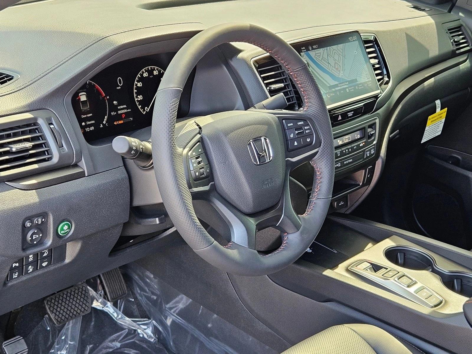 2025 Honda Ridgeline TrailSport photo 3