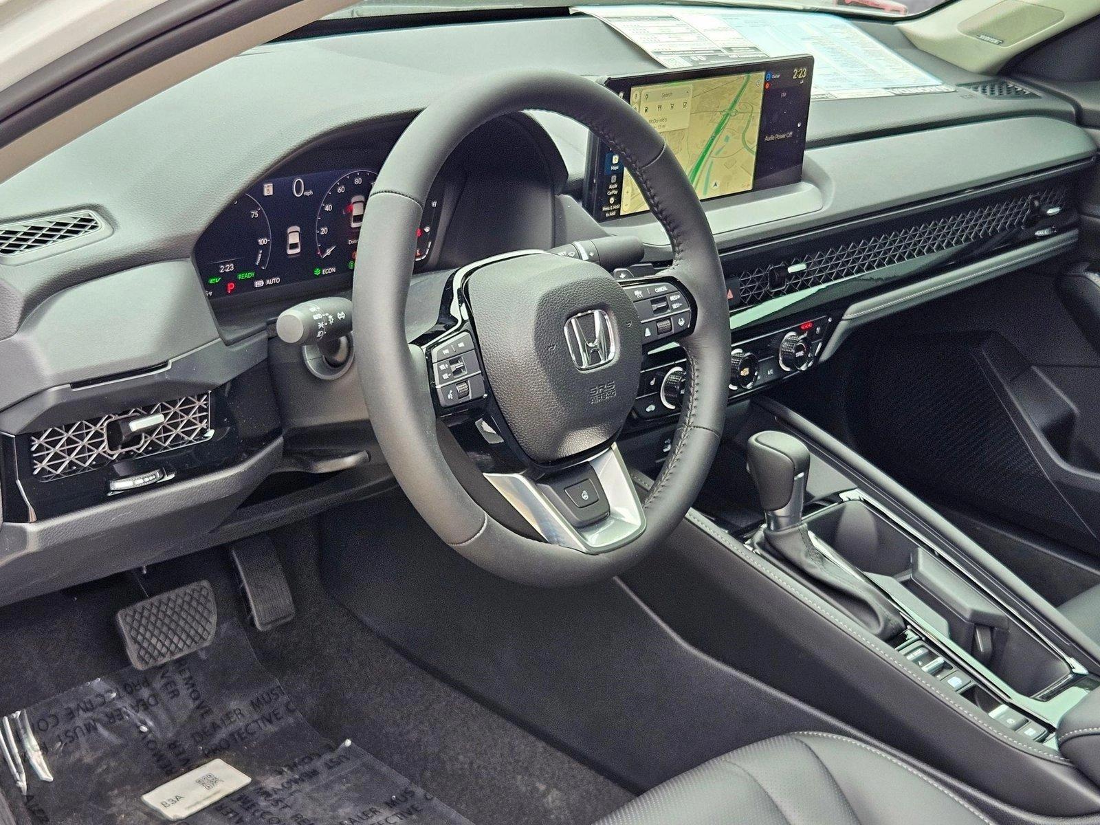 2025 Honda Accord Hybrid Touring photo 3