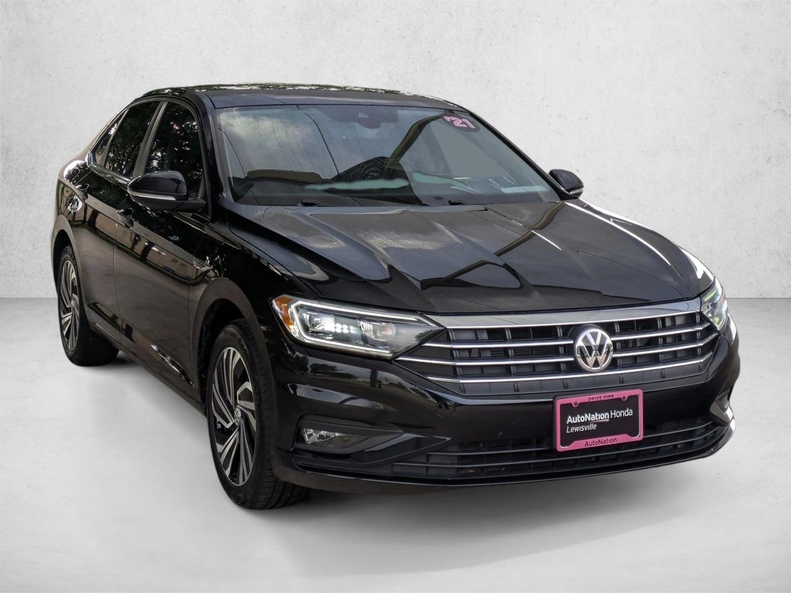 2021 Volkswagen Jetta SEL Premium photo 3