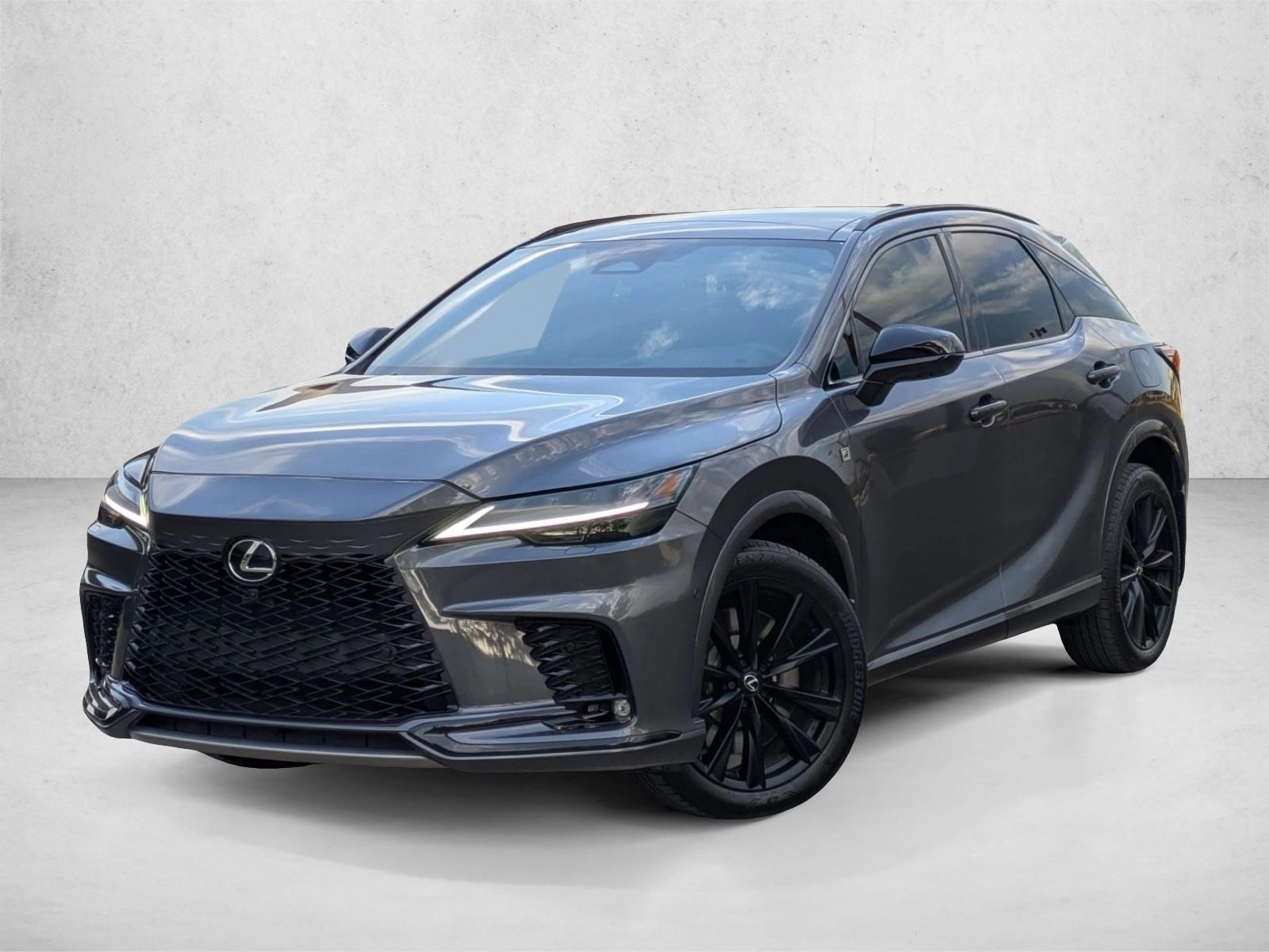 2024 Lexus RX Hybrid 500h's photo