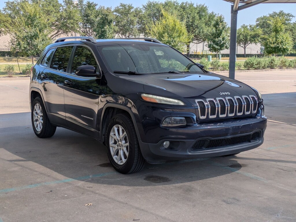 Used 2016 Jeep Cherokee Latitude 4x4 SUV