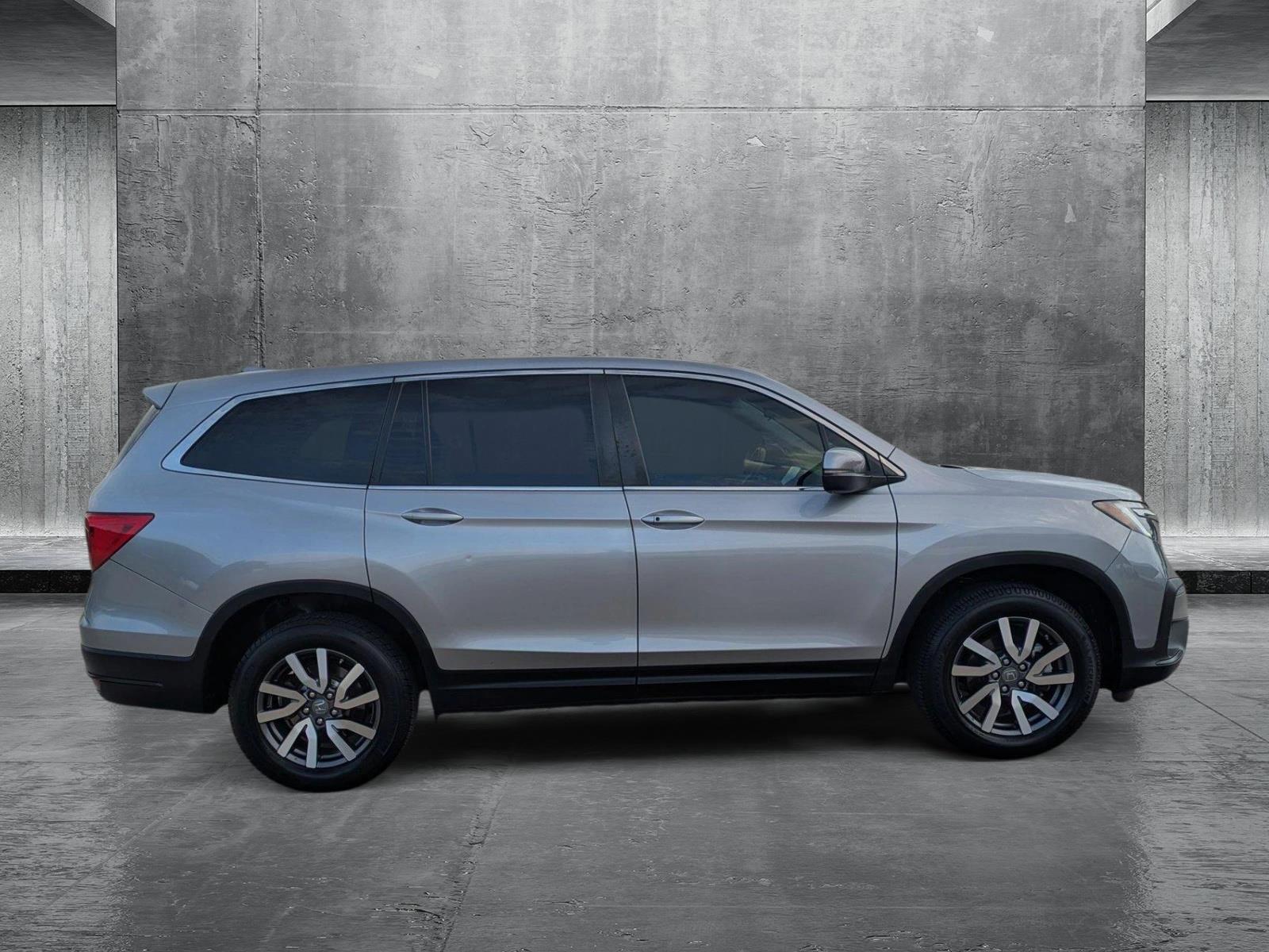 2021 Honda Pilot EX photo 4