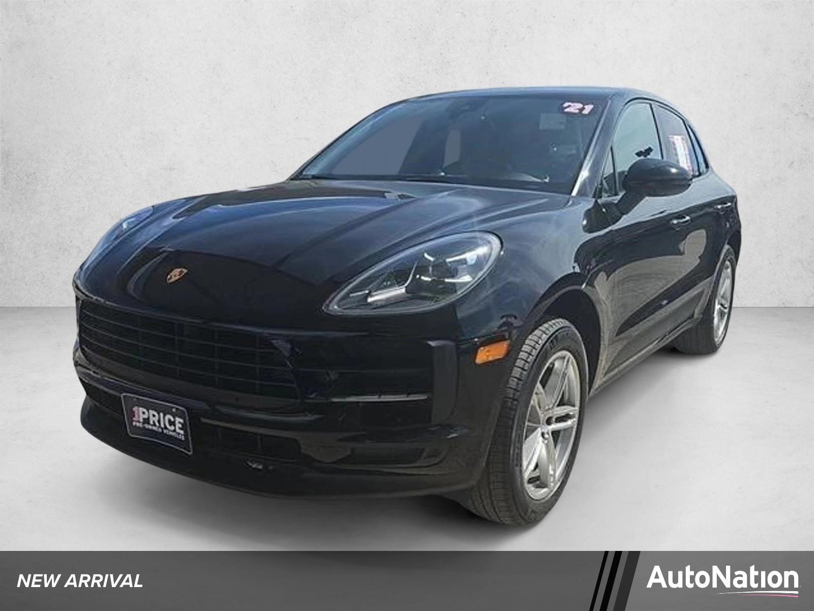 2021 Porsche Macan -'s photo