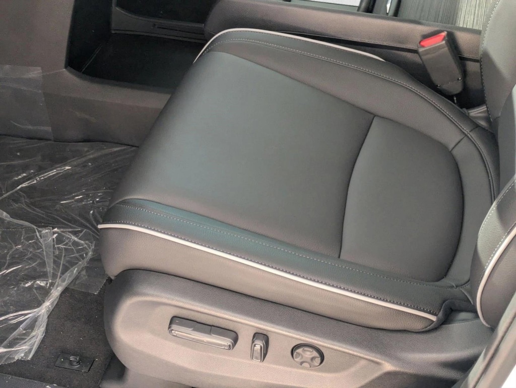 New 2026 Honda Odyssey Touring Van Passenger