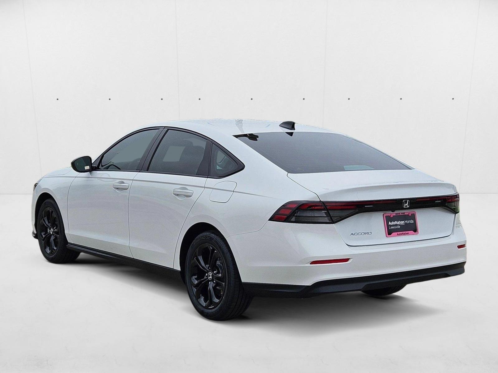 2025 Honda Accord SE - Photo 9