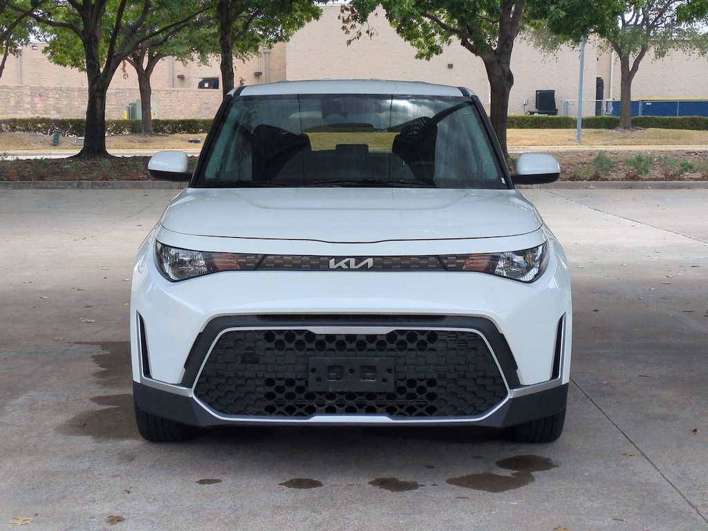 Used 2025 Kia Soul LX Hatchback