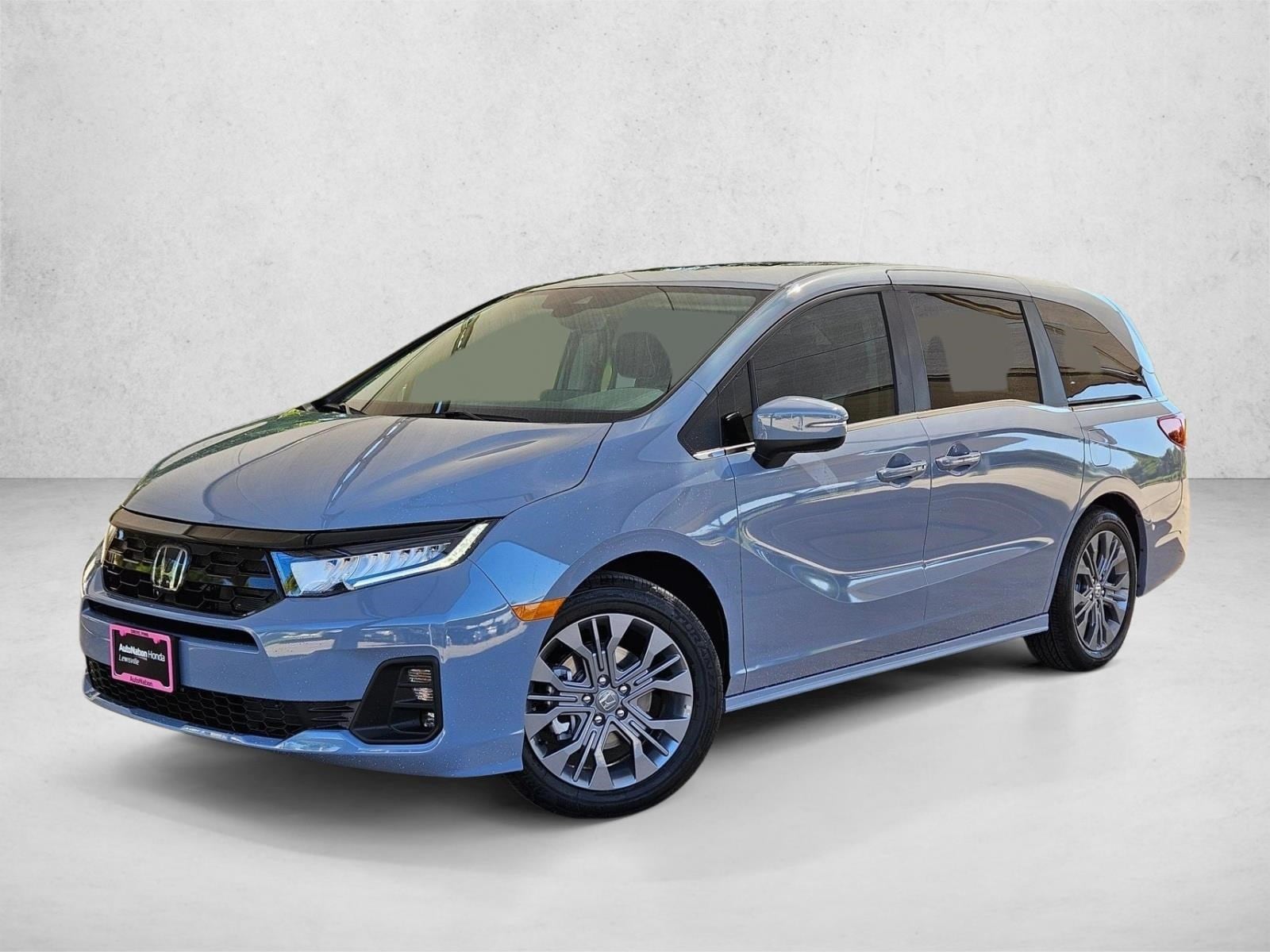 2026 Honda Odyssey Touring's photo
